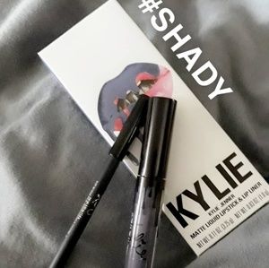Kylie Lip Kit *SHADY
